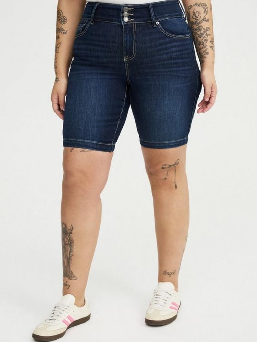 High-Rise 11" Dark Blue Denim Bermuda Shorts for Women TORRID SIZE 18